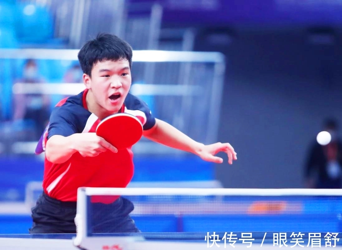 德转过亿身价球员共18人:哈兰德、维尼修斯2亿欧领衔