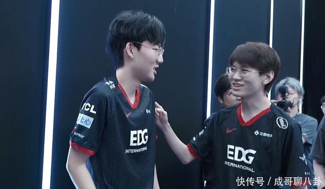 [英超]福登：福星耀蓝月.